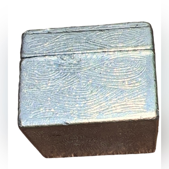 Vtg. 1978 Yorkshire Designs Collectors Pewter 1" Dolphin Trinket Storage Box Lid - Picture 2 of 3